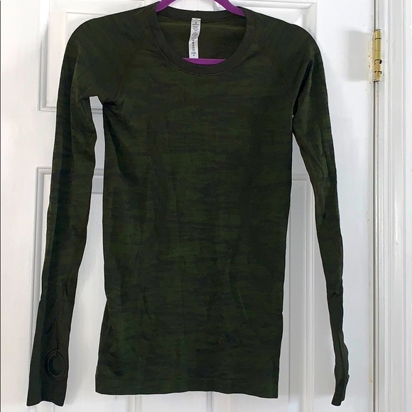 lululemon athletica Tops - NWOT Lululemon long sleeve top